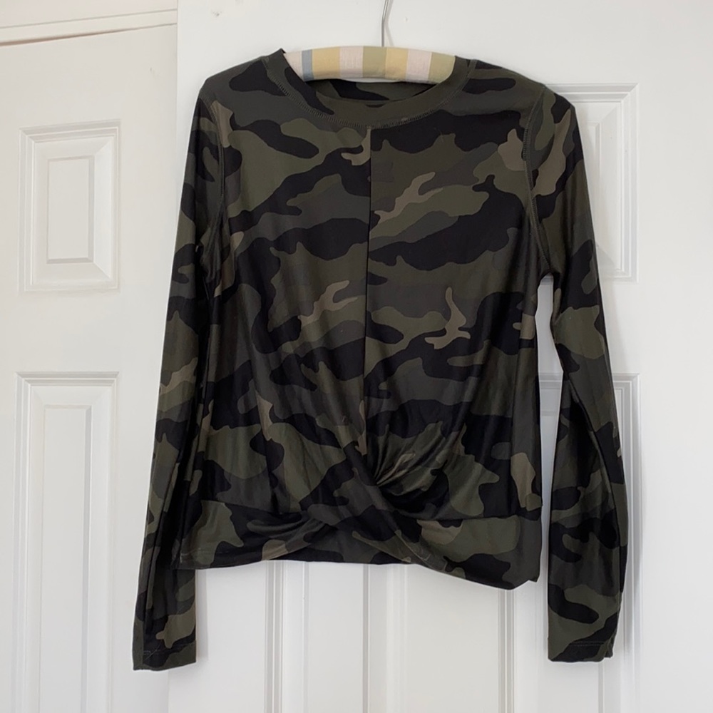 Old navy breathe on top